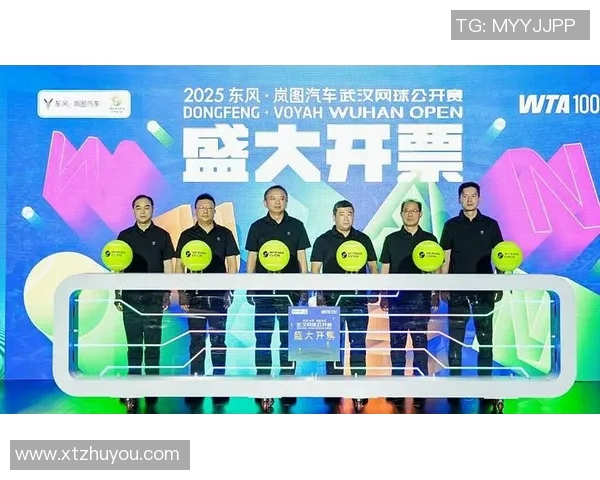 赛后分析:上海网球队与武汉网球队的默契配合与战术探讨 赛后分析:上海网球队与武汉网球队的默契配合与战术探讨